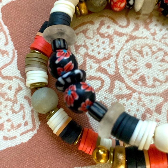 Handmade bracelet set black,red, white, turquoise 2 bracelets 
Made in U… - Picture 4 of 6